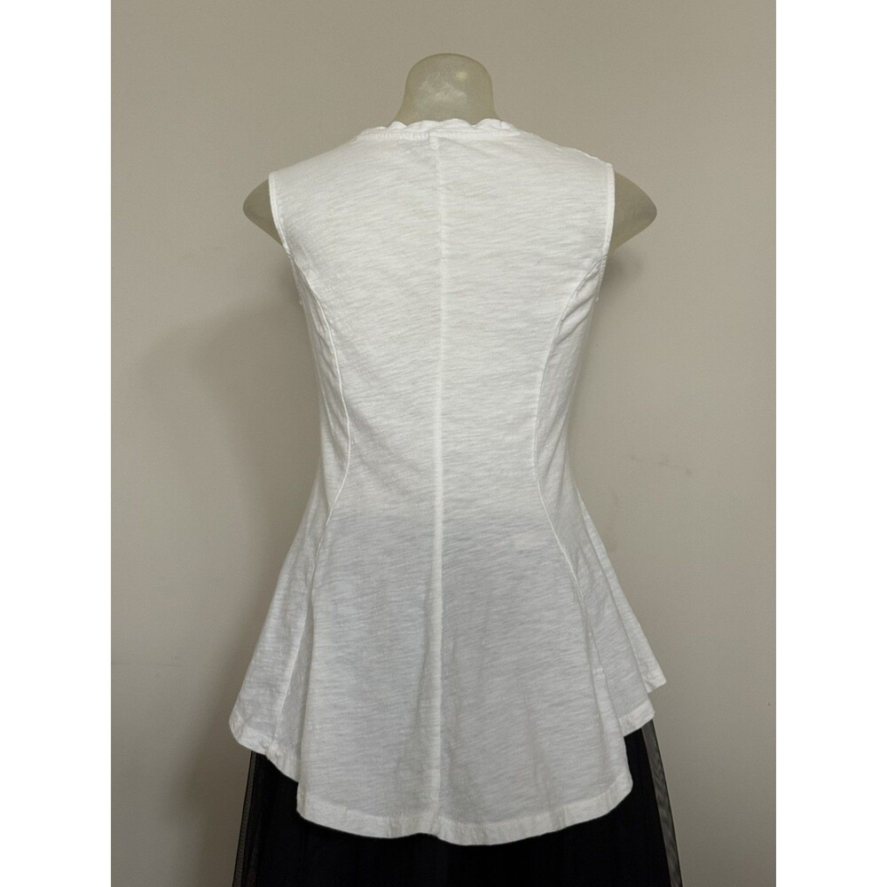 Anthropologie Eri +Ali Size S Top WHITE Peplum Flare Fit Sleeveless